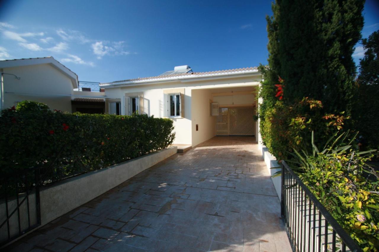 Beach Villa Sofia Neo Chorio Bagian luar foto